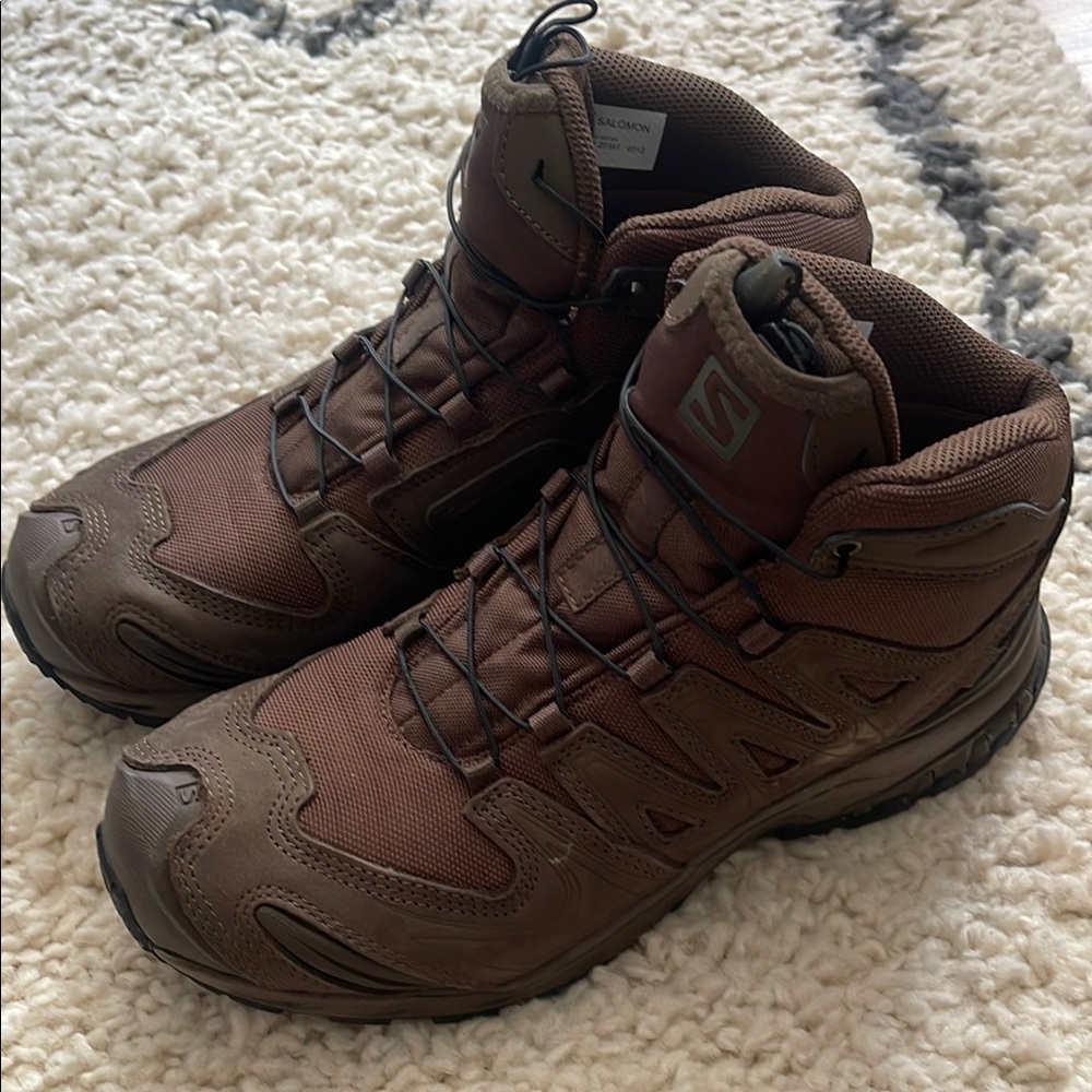 Salomon Men's Brown Hiking Boots
